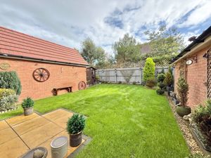 Photo 8- click for photo gallery